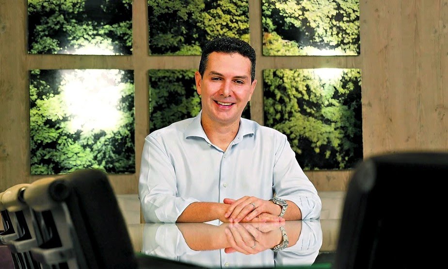 Ministro das Cidades anuncia retorno do Minha Casa, Minha Vida
