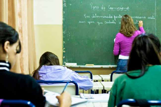 RS derruba liminar que suspendia aulas presenciais e confirma retorno nesta sexta-feira