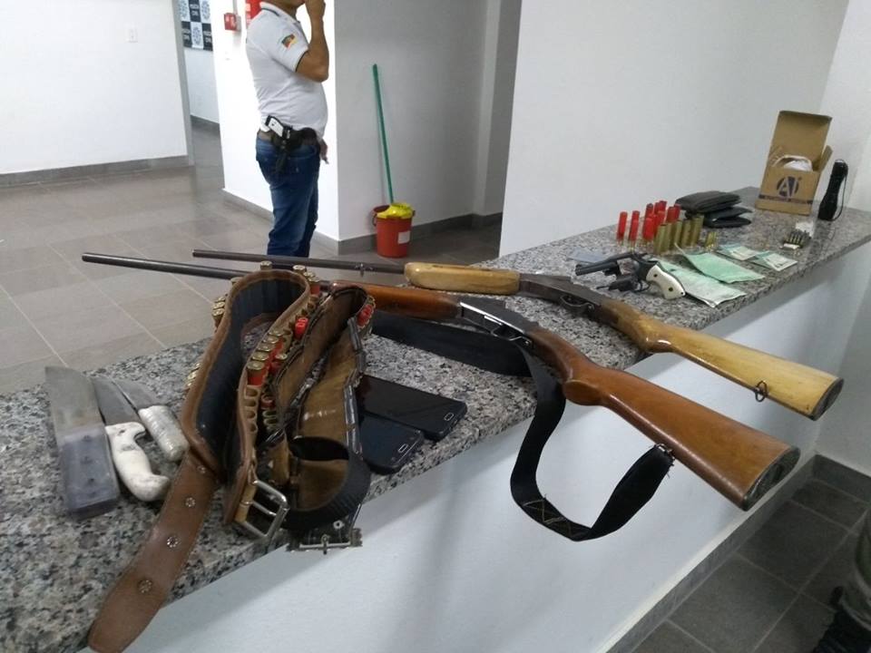 Brigada Militar de São Marcos e de Vacaria prenderam dois indivíduos fortemente armados