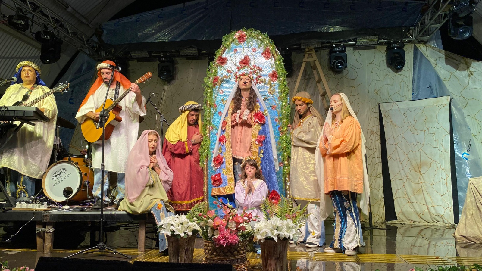 Papai Noel encanta São Marcos e programação natalina continua com atrações imperdíveis neste domingo