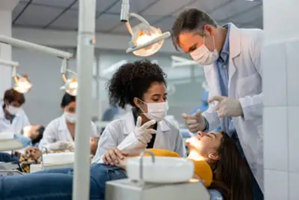 Decreto define medicina, direito e odonto como cursos presenciais