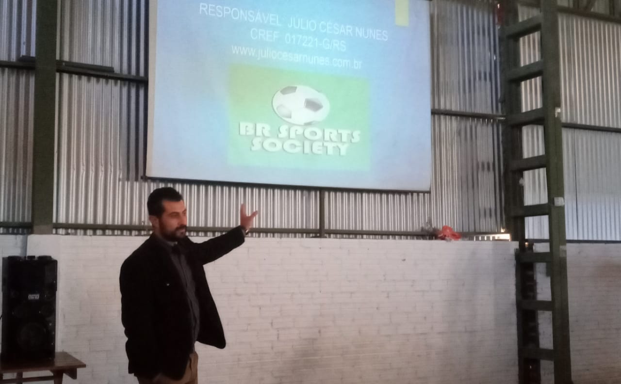 São Marcos terá escolinha de futebol gerenciada por treinador profissional