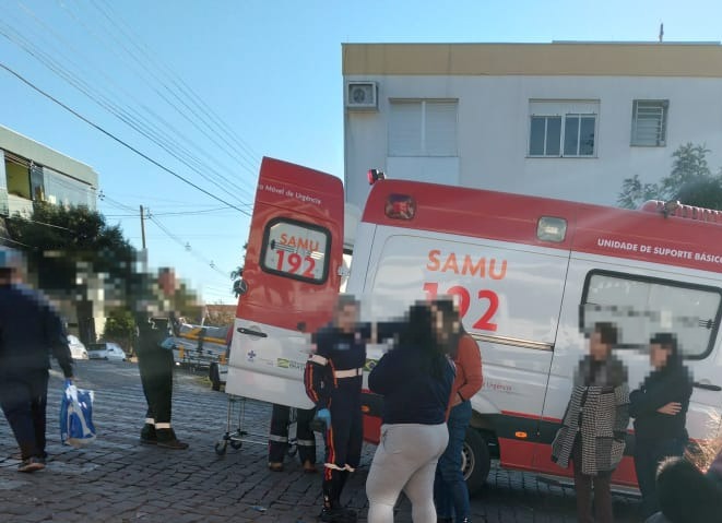 Homem ficou ferido após atropelamento no centro
