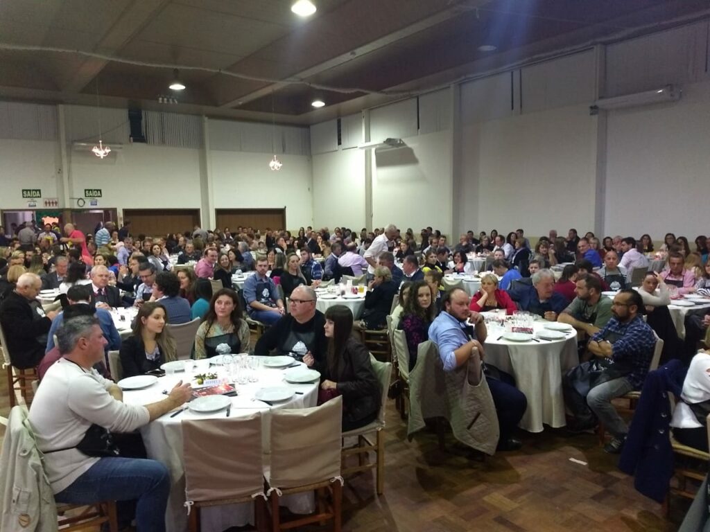 18ª Feijoada da Apae acontece nesta sexta-feira (5)