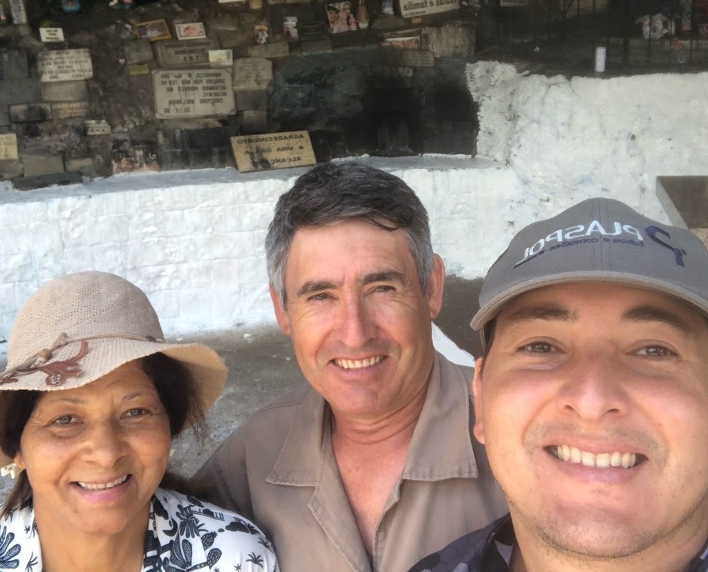 Família se une e revitaliza a Gruta de Nossa Senhora das Graças após vandalismo na BR-116