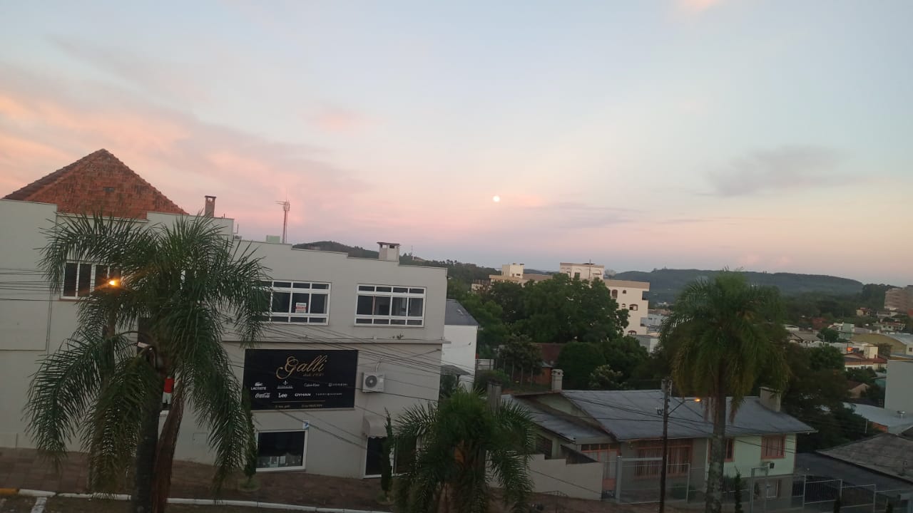 Quinta-feira será marcada por instabilidade e abafamento no Estado