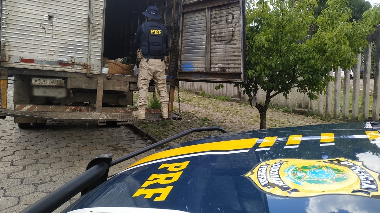 PRF prende dois homens por exploração de trabalho infantil em Caxias do Sul