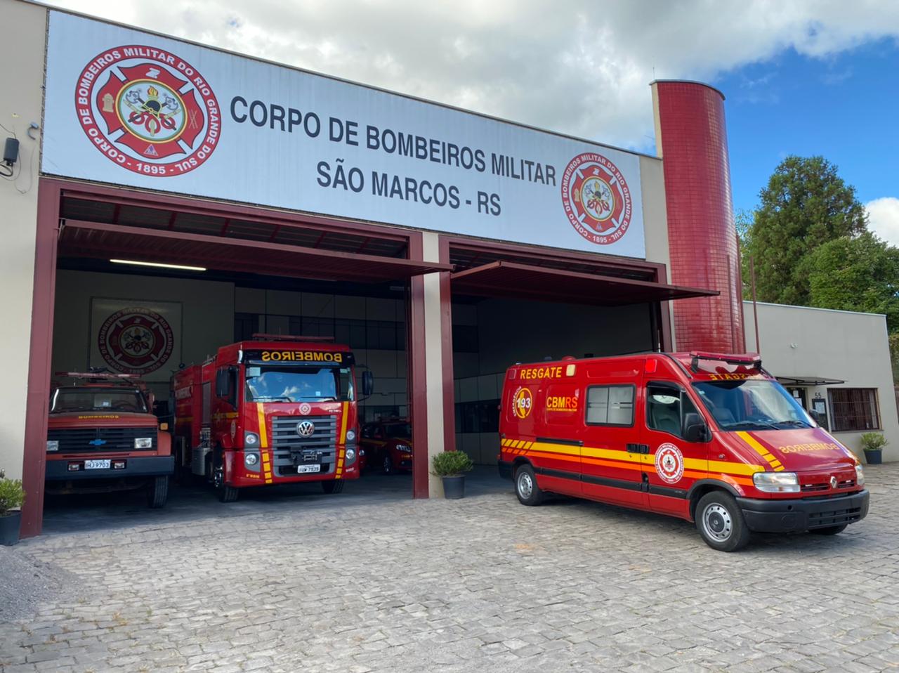 Menores ficam feridos após queda de moto na VRS 315 em São Marcos