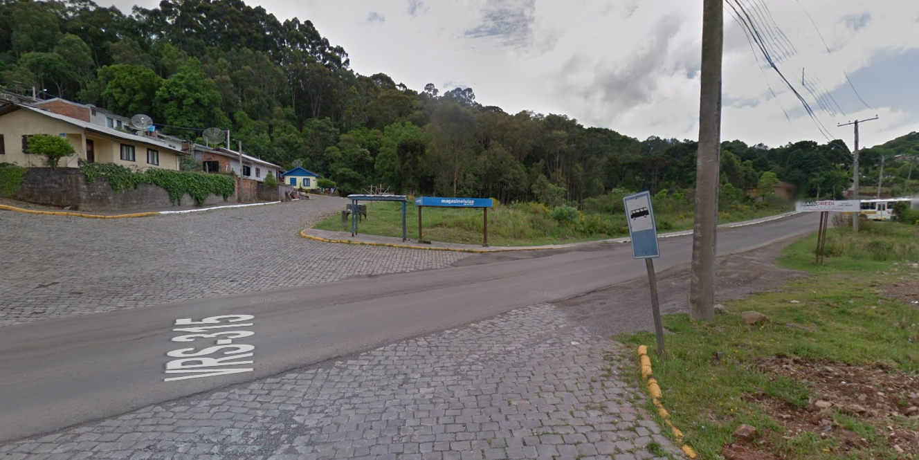 Menino de 8 anos foi atropelado ao voltar da escola nesta quarta-feira