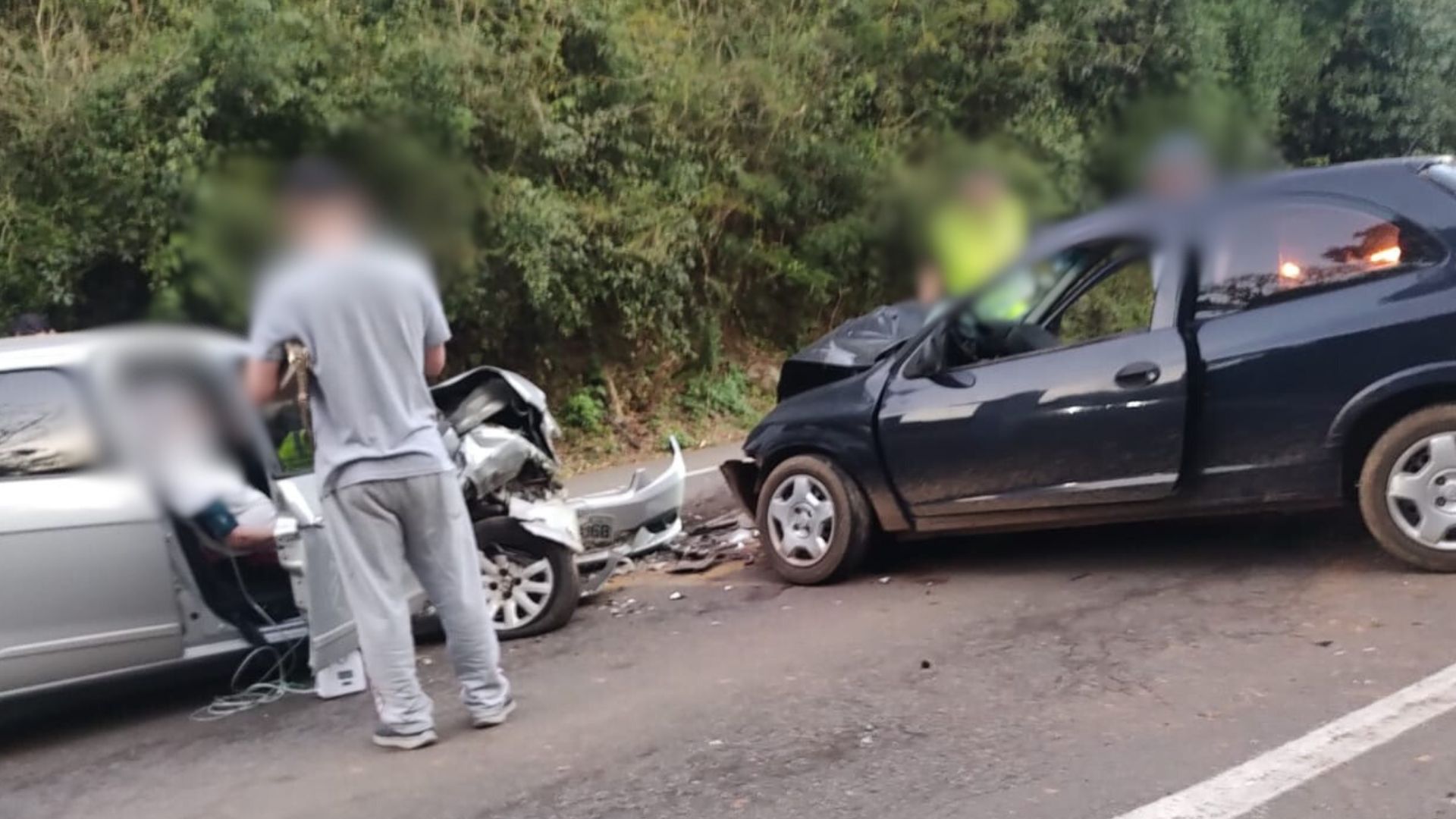 Colisão frontal resulta em dois feridos em São Bernardo, Campestre da Serra