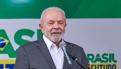 Presidente sanciona lei que determina igualdade salarial entre homens e mulheres