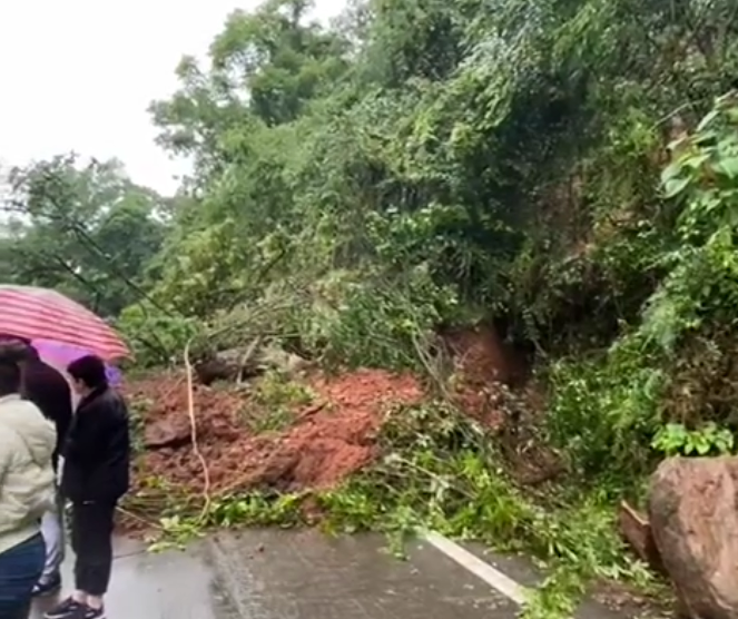 Atualização de bloqueios em Rodovias Federais no RS na manhã deste domingo (19)