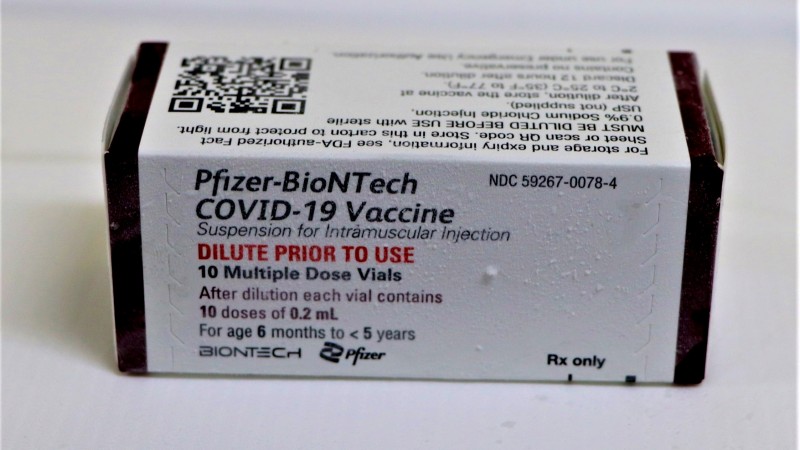 Estado distribui 110 mil doses de vacinas contra covid-19 para crianças e adultos