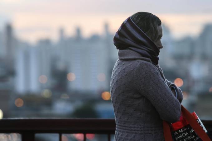 Sexta-feira segue com predomínio de sol e frio