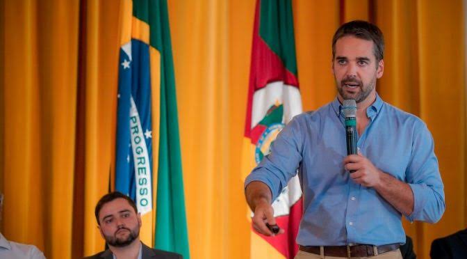 Leite protocola na Assembleia reajuste de 9,45% ao Magistério