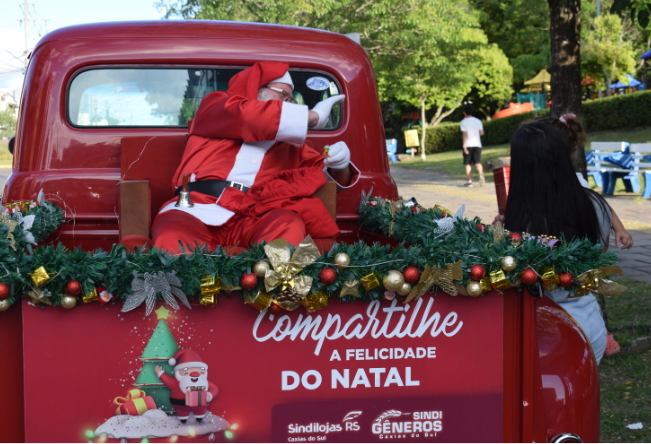 Picape do Papai Noel do Sindilojas percorrerá São Marcos no dia 14 de dezembro