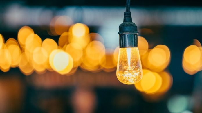 Proibição de corte de energia por inadimplência foi prorrogado pela Aneel