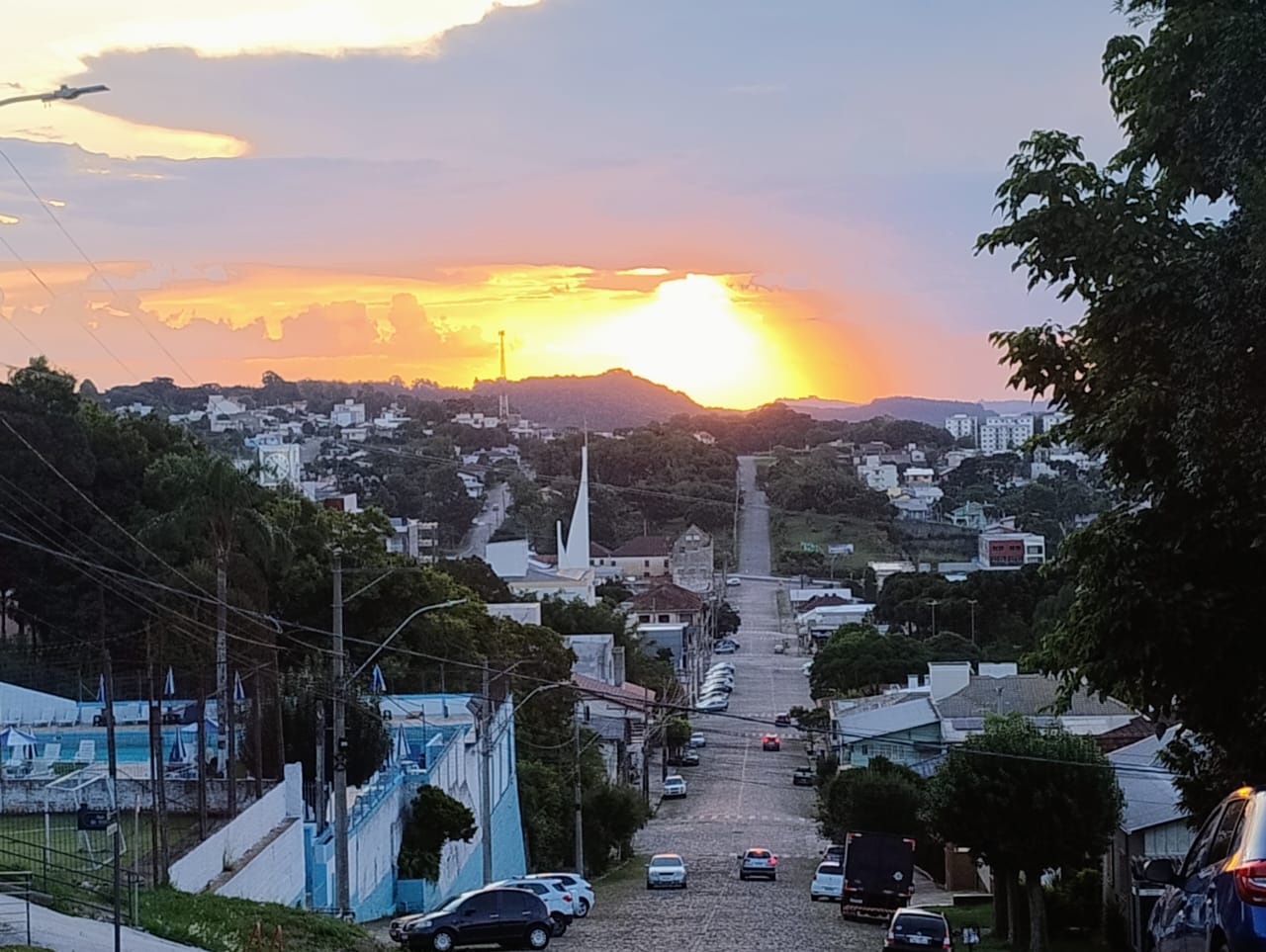 Segunda-feira terá sol e temperatura agradável
