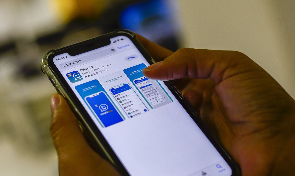 Caixa começa a pagar hoje abono do PIS em poupança digital
