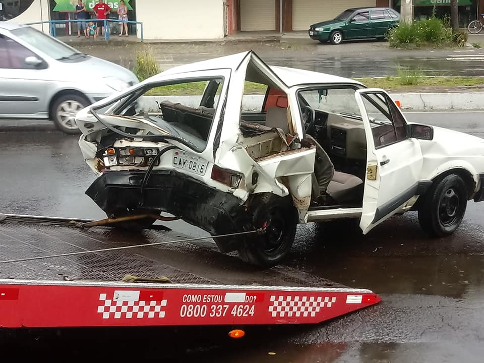 Veículo de São Marcos se envolveu em acidente em Caxias do Sul