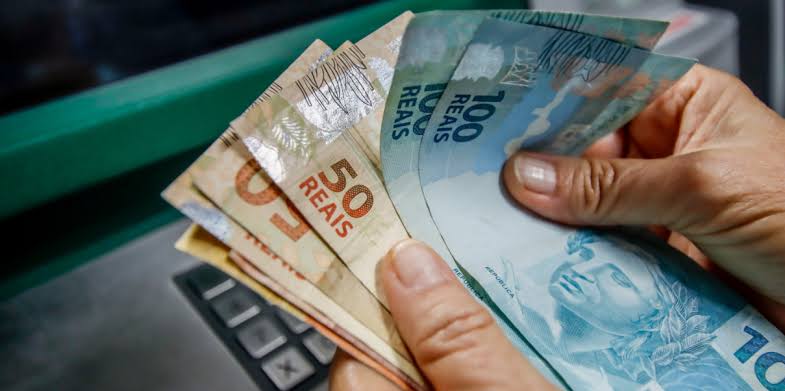 Desenrola beneficiará famílias com dívidas de até R$ 5 mil