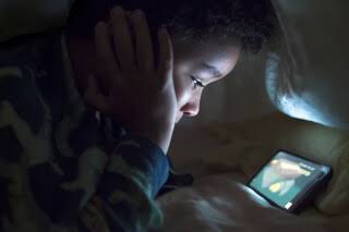 Sociedade Brasileira de Pediatria alerta para aumento de desafios perigosos na internet