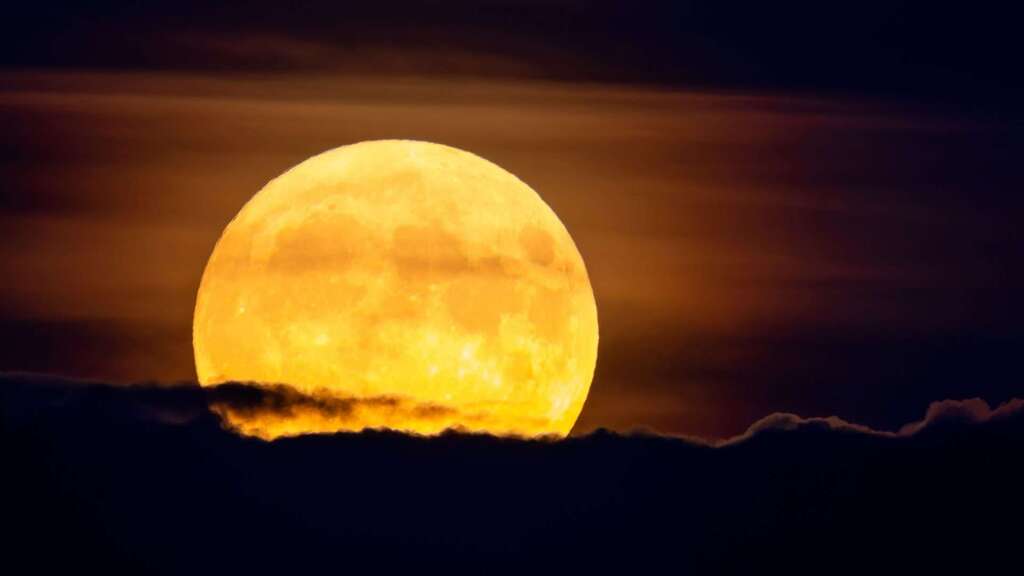 Céu de hoje terá a maior e mais brilhante Superlua de 2025