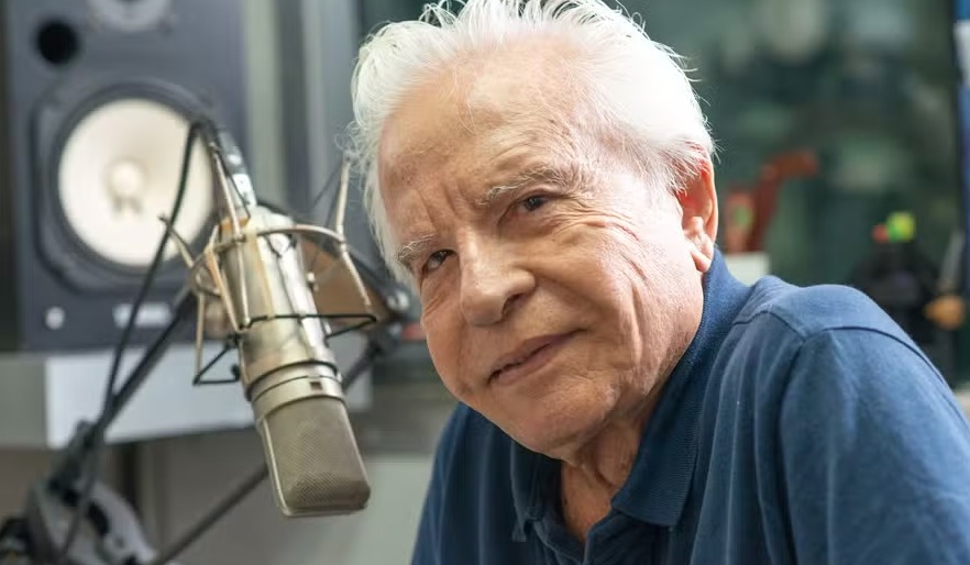 Morre Cid Moreira, ícone do Jornal Nacional, aos 97 anos
