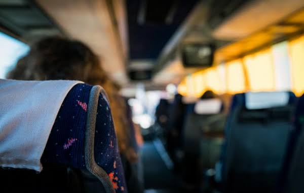 Ministro do STF autoriza transporte público gratuito no segundo turno