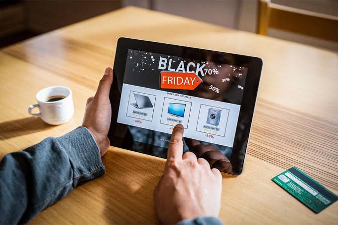 Alerta de golpes na Black Friday: cuide-se com ofertas atraentes