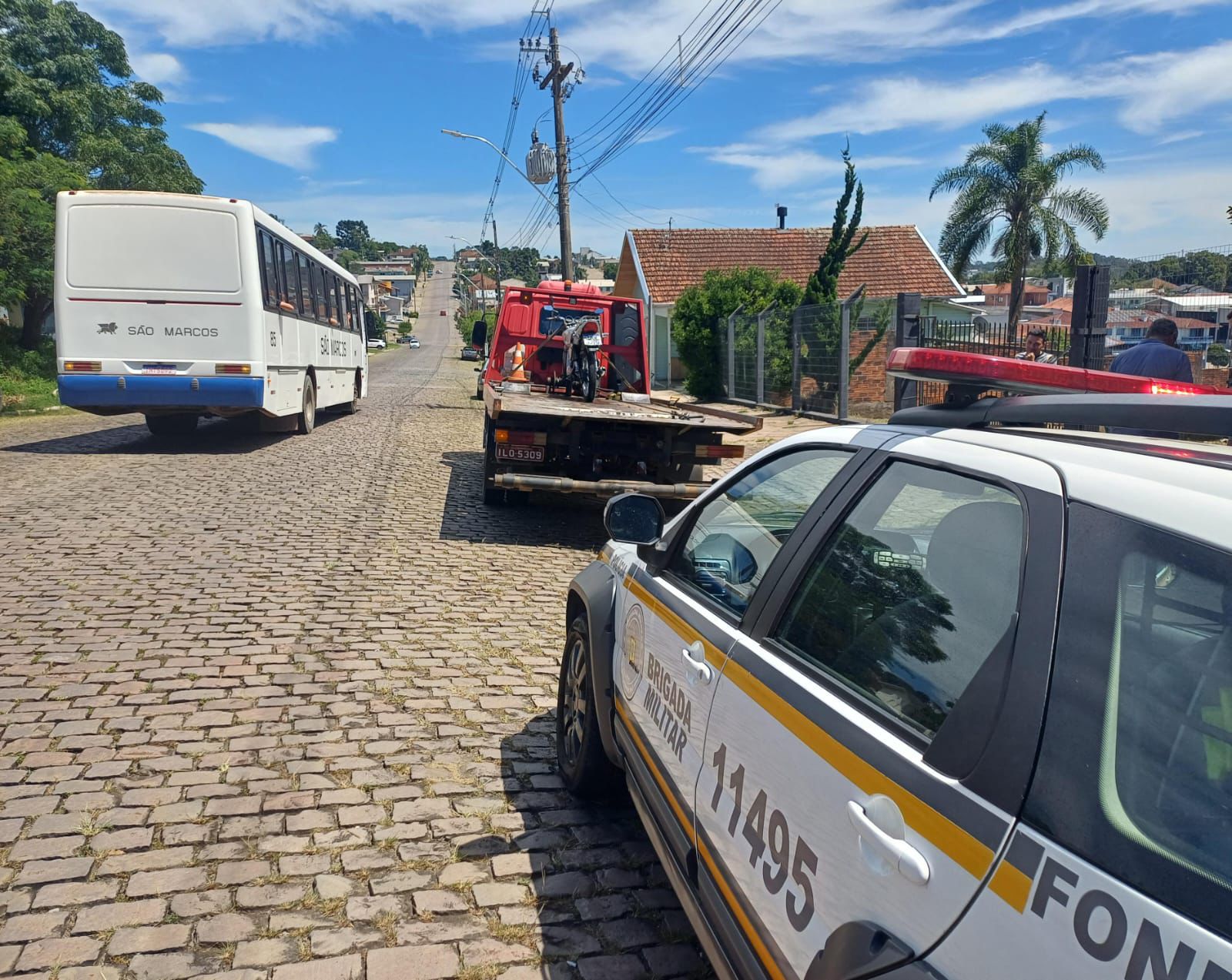 Brigada Militar de São Marcos emite 24 autuações e recolhe veículo durante fiscalização no trânsito