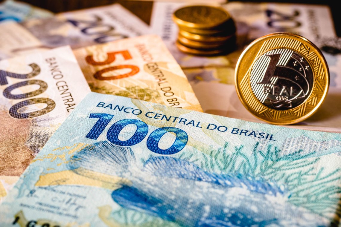 Primeira parcela do décimo terceiro deve ser depositada até esta sexta