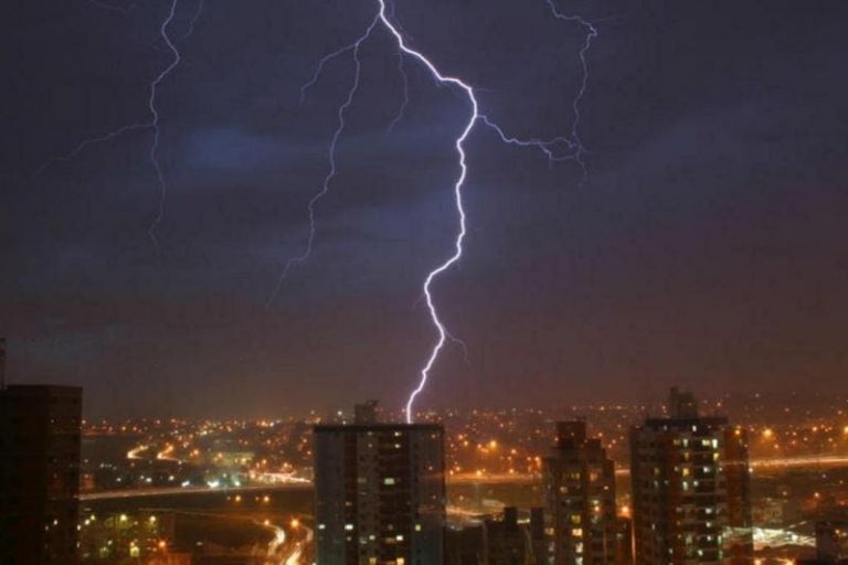 Inmet emite alerta laranja para risco de tempestades no Rio Grande do Sul