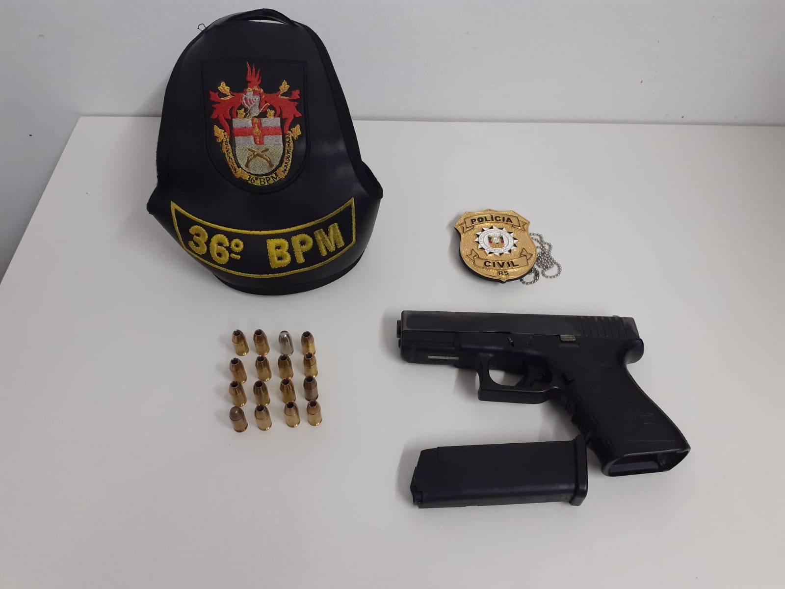 Polícia registra ocorrência por porte ilegal de arma de fogo em Pedras Brancas