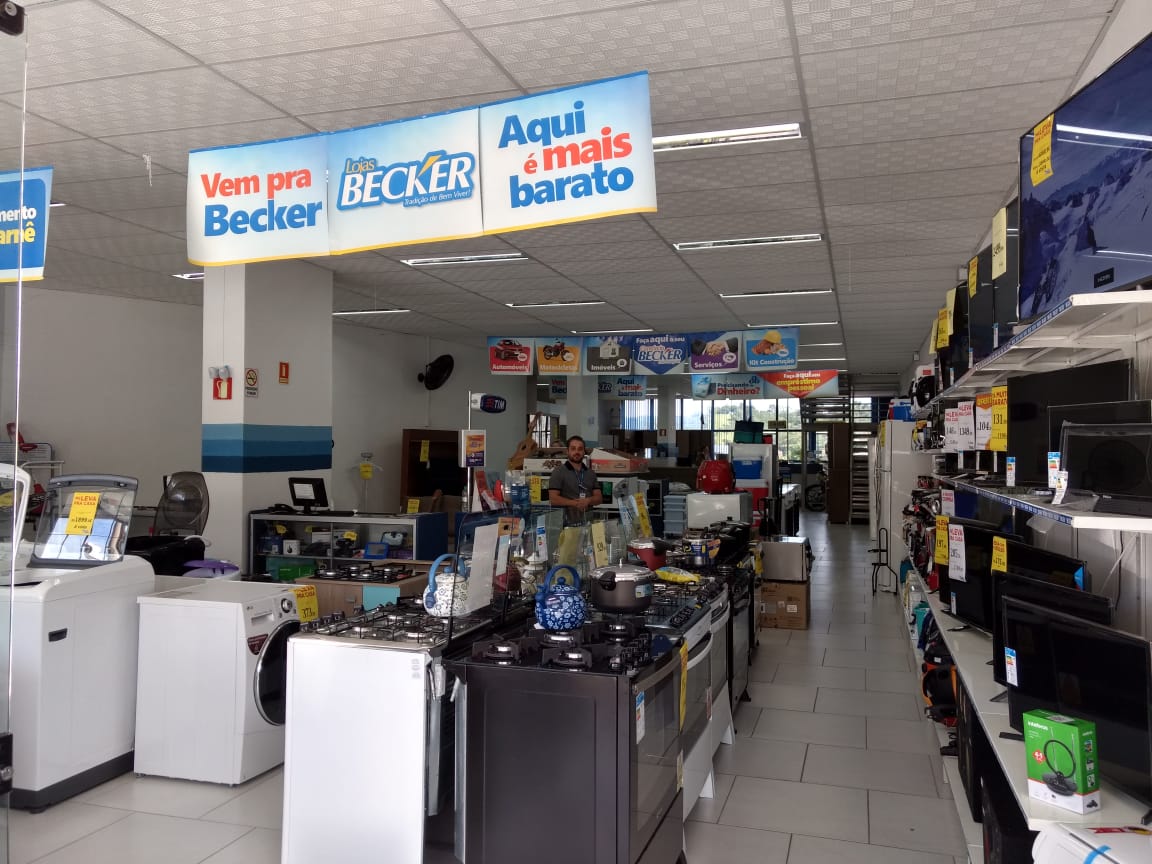 Lojas Becker comemora 2 anos no mercado são-marquense