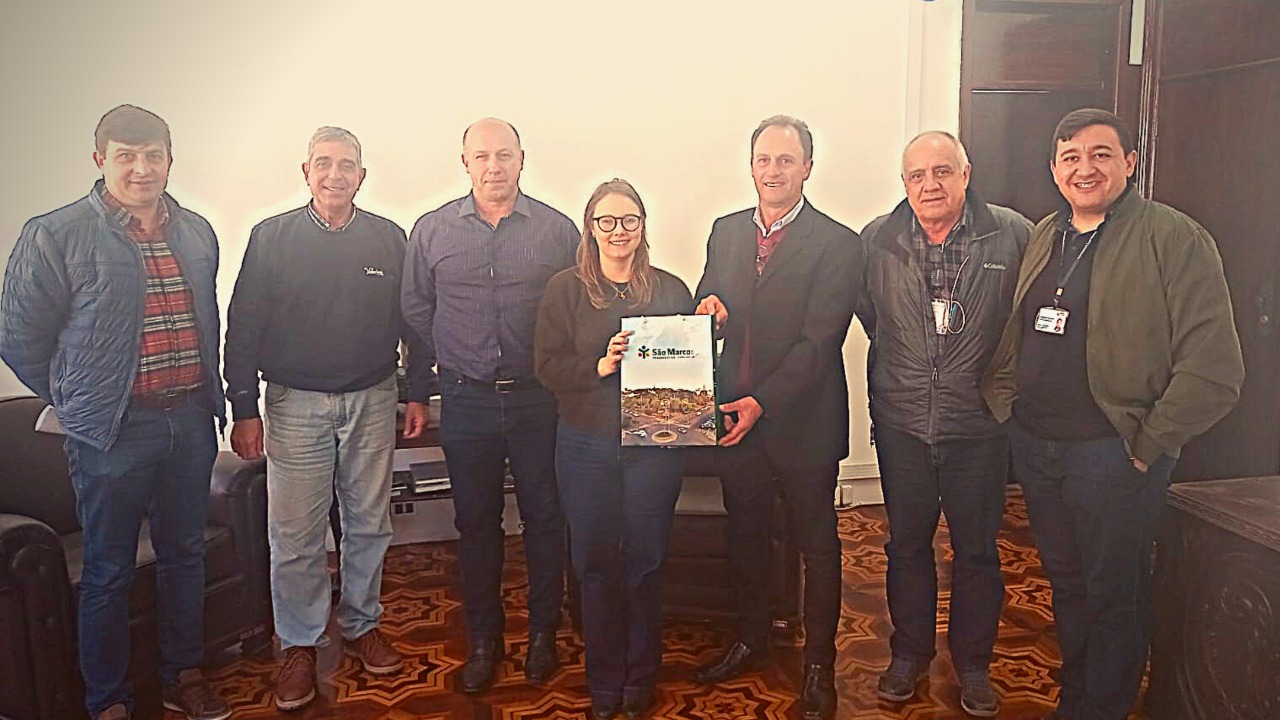 Comitiva da Fenamarco reivindica apoio do Governo do Estado para trazer agroindústrias familiares para o evento