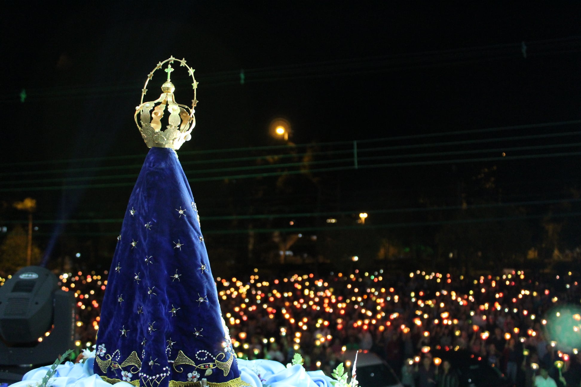 Um dos pontos altos da programação religiosa, Noite Luminosa acontece nesta terça-feira