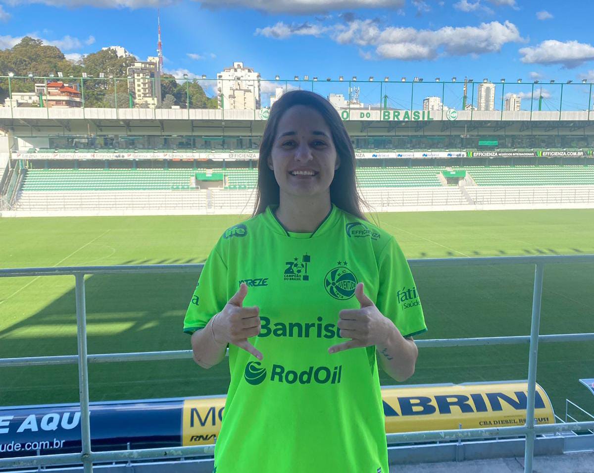 A Manu é do Ju: são-marquense irá disputar o Gauchão de Futebol Feminino