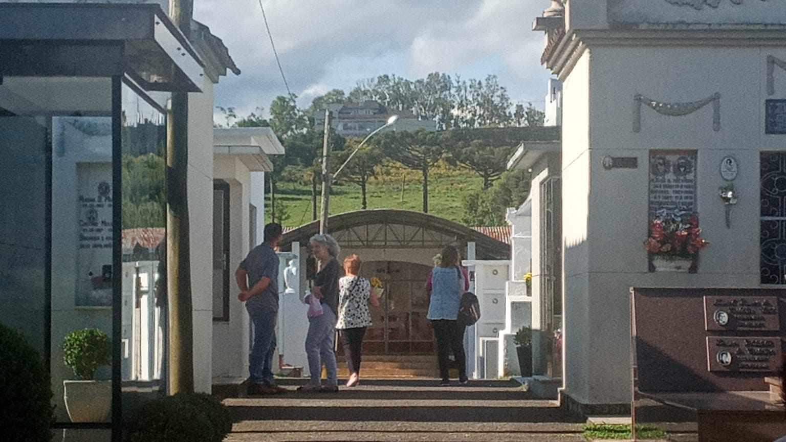 Feriado de Finados em São Marcos terá celebrações religiosas nos cemitérios locais