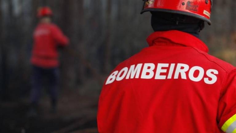 Bule esquecido no fogo quase causou incêndio esta manhã