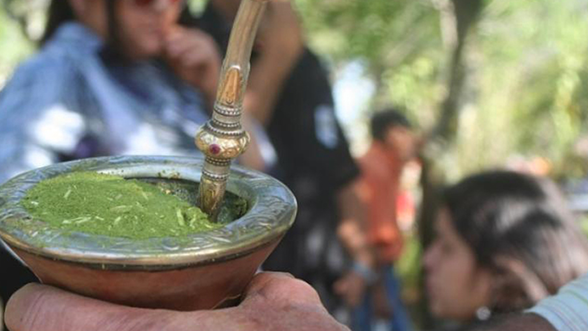 Coronavírus: ministro pede para evitar bebidas como chimarrão e tereré