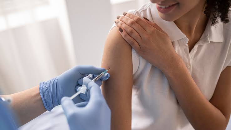 Vítimas de violência sexual terão prioridade na vacinação contra HPV