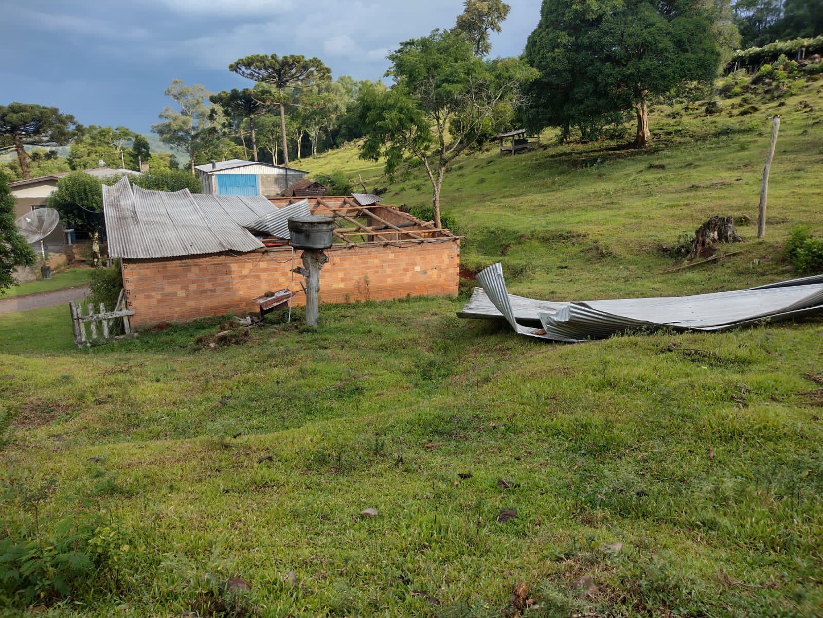 Temporal causou danos em propriedades rurais de Campestre da Serra nesta segunda-feira