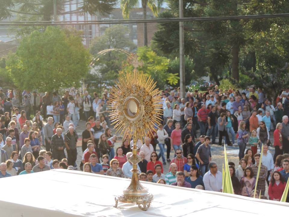 Sem tapetes nas ruas, celebração de Corpus Christi em São Marcos será transmitida pela internet