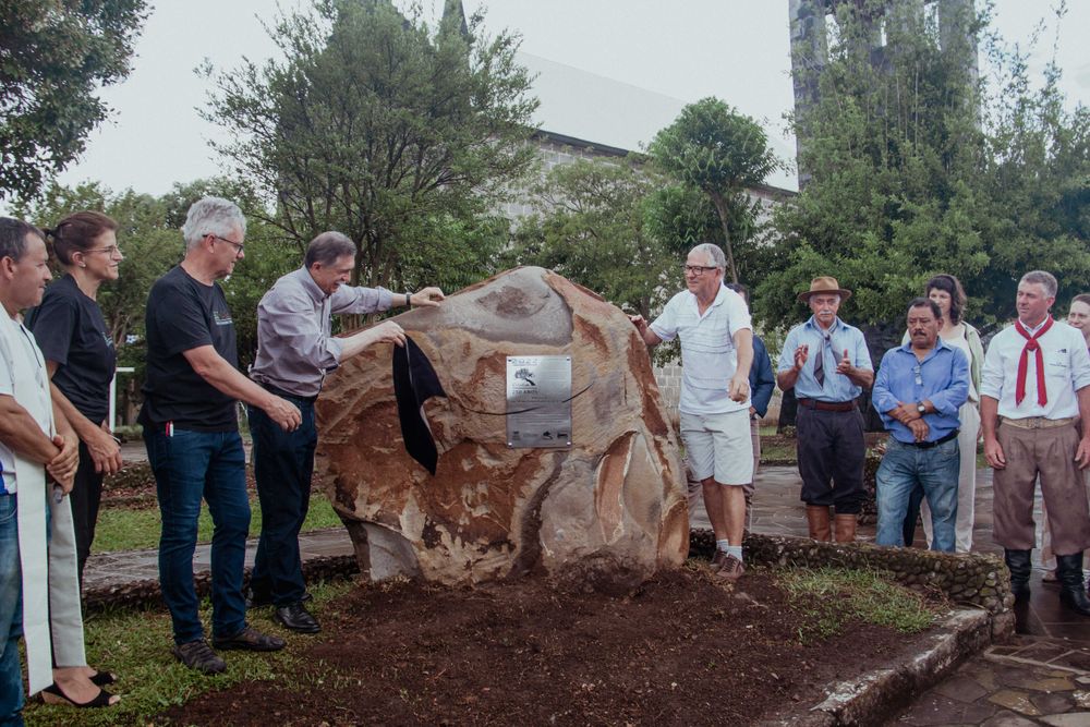 Criúva ganha placa em homenagem aos 250 anos de povoamento