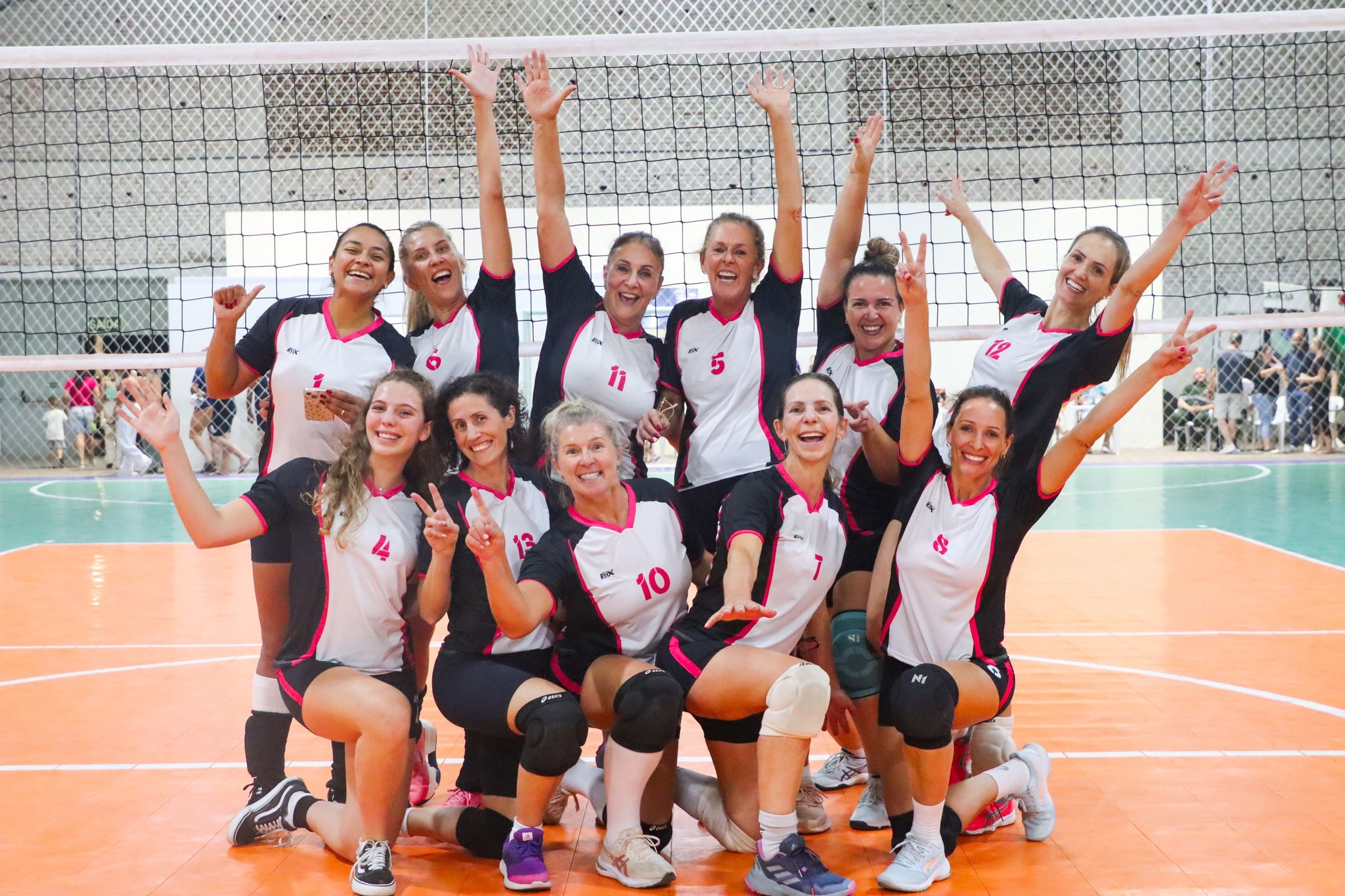 Viva Vôlei conquista tricampeonato consecutivo na quarta edição do campeonato do Dia da Mulher