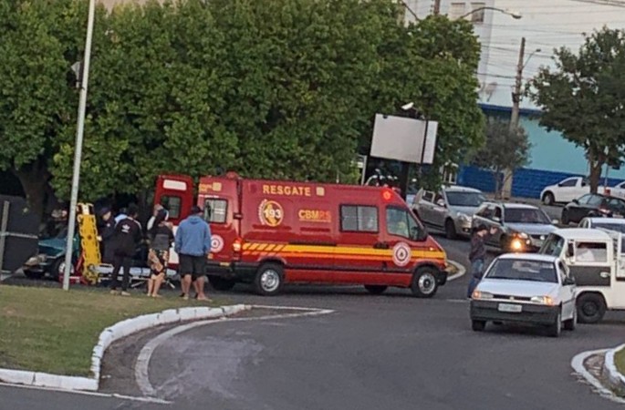 Jovem ficou ferida após colisão na BR 116 em São Marcos neste sábado